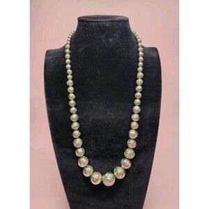 Woman Silver Tone Rose Beaded Necklace 24 In Retro Floral Fashion Jewelry Classy